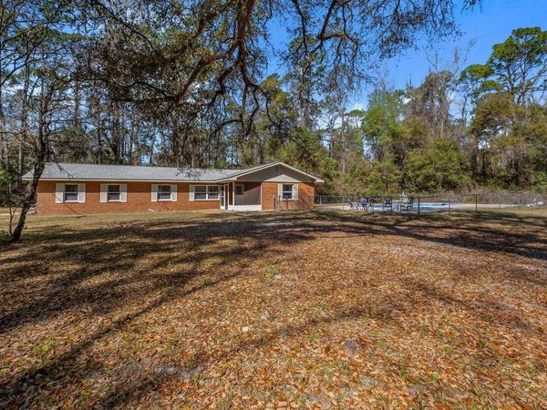 88 Canopy Lane, Crawfordville, FL 32327