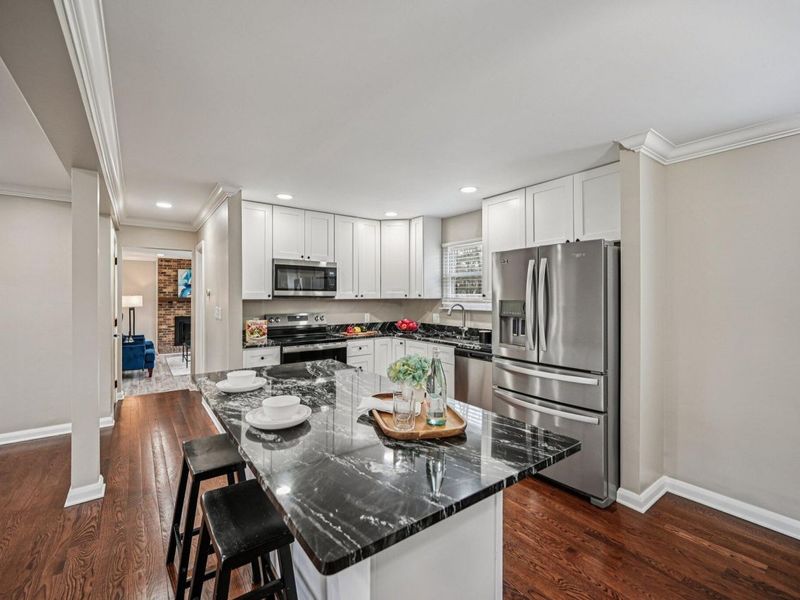 2899 Granada Hills Drive, Columbus, OH 43231 Photo 12