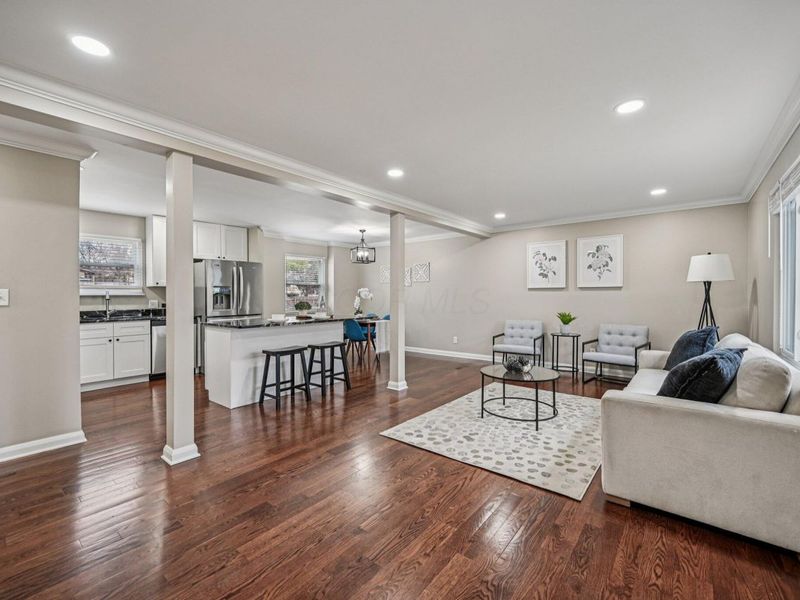 2899 Granada Hills Drive, Columbus, OH 43231 Photo 7