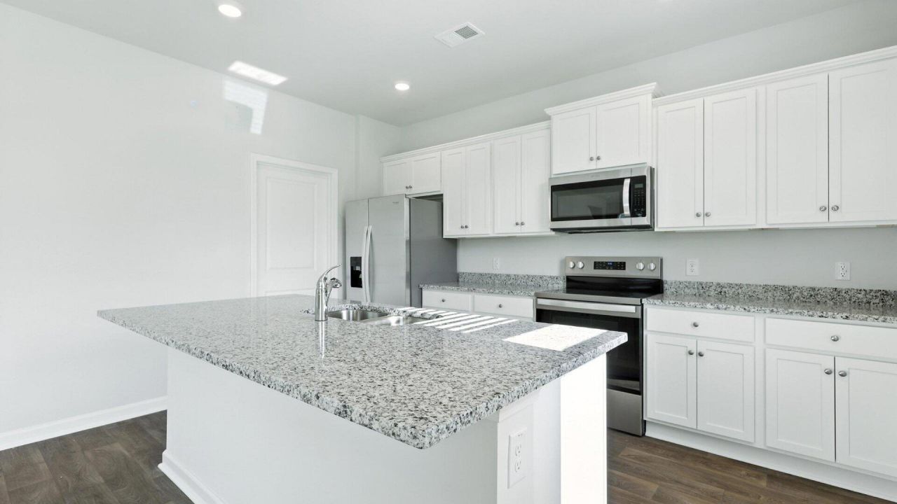 153 Cantley Way Photo 11