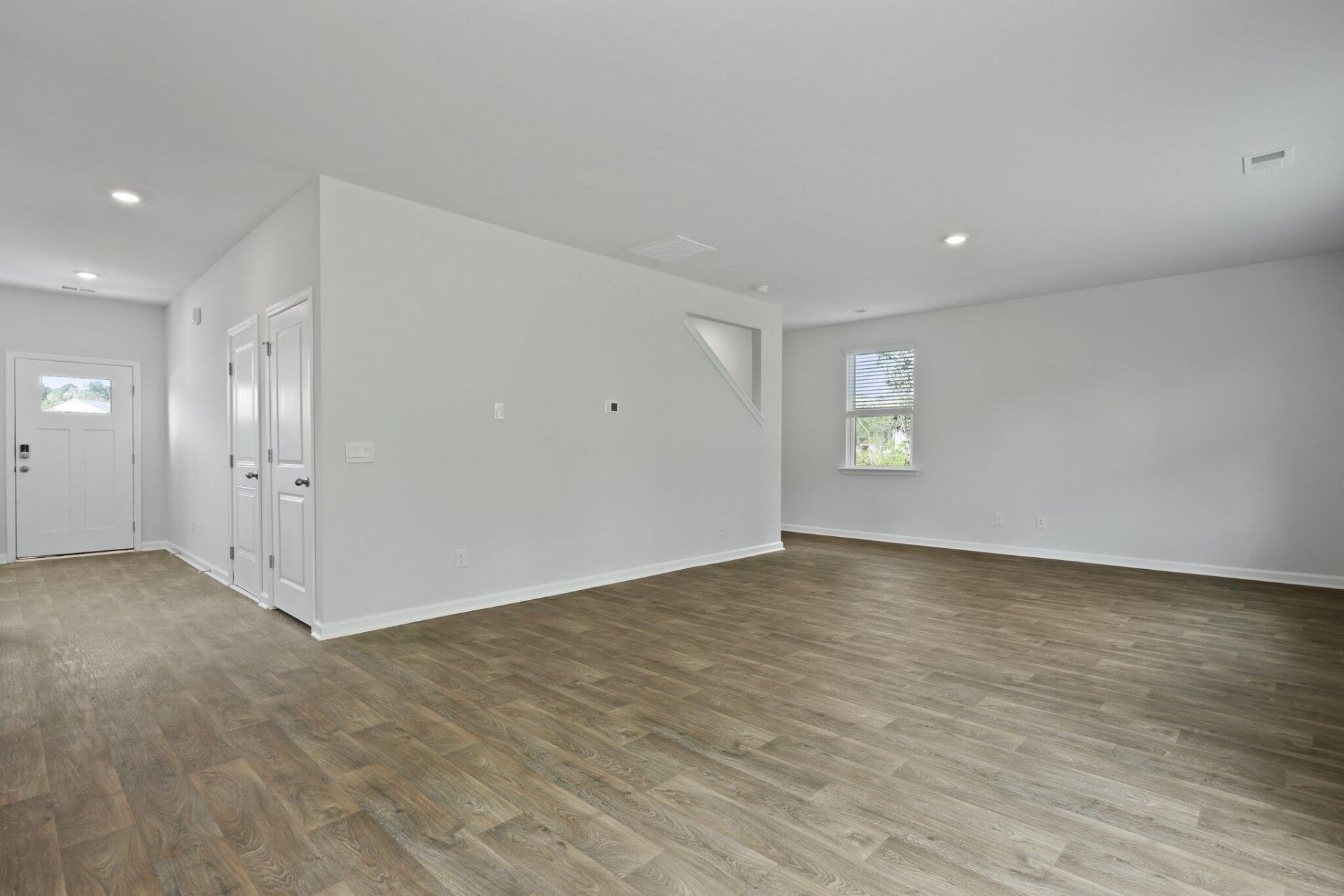 153 Cantley Way Photo 14