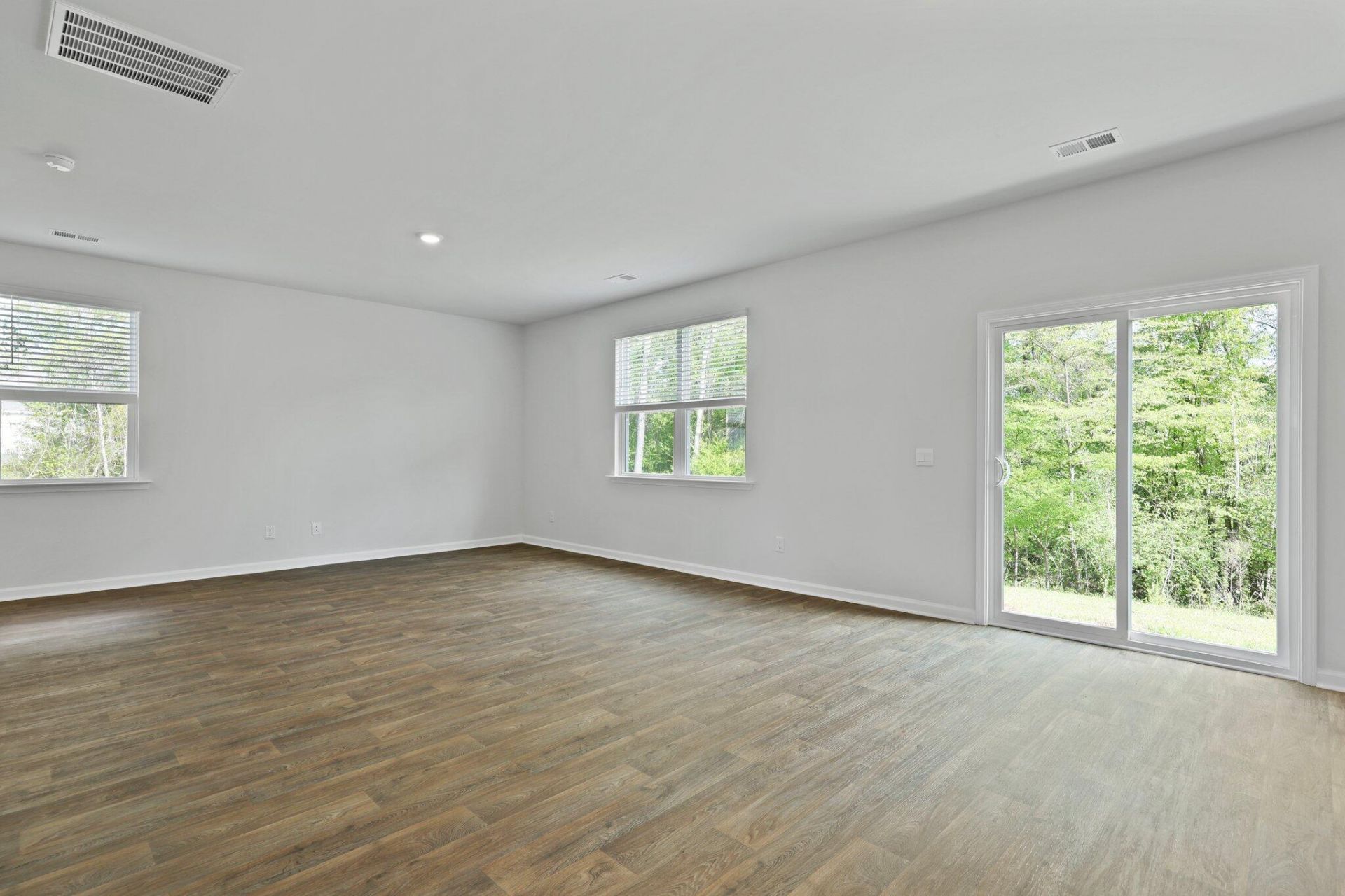 153 Cantley Way Photo 16