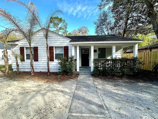 1030 NE 1ST AVENUE , GAINESVILLE, FL 32601