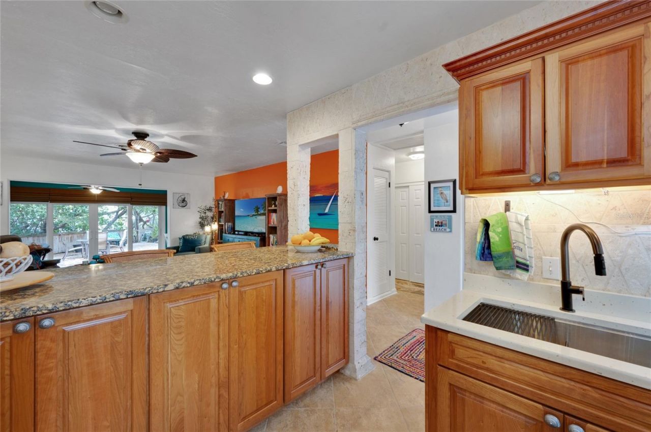 504 58th Street, Holmes Beach, FL 34217 Photo