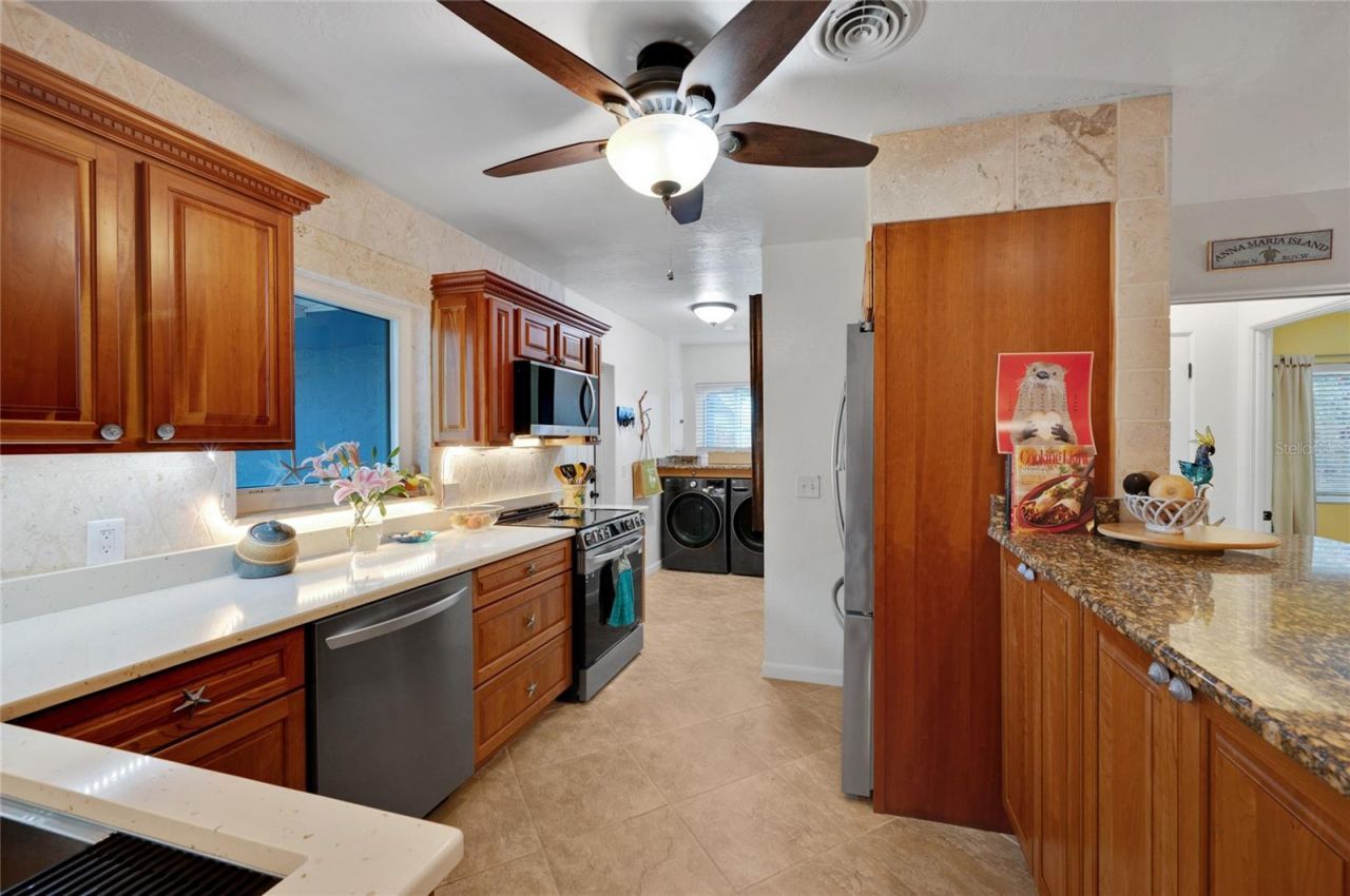 504 58th Street, Holmes Beach, FL 34217 Photo