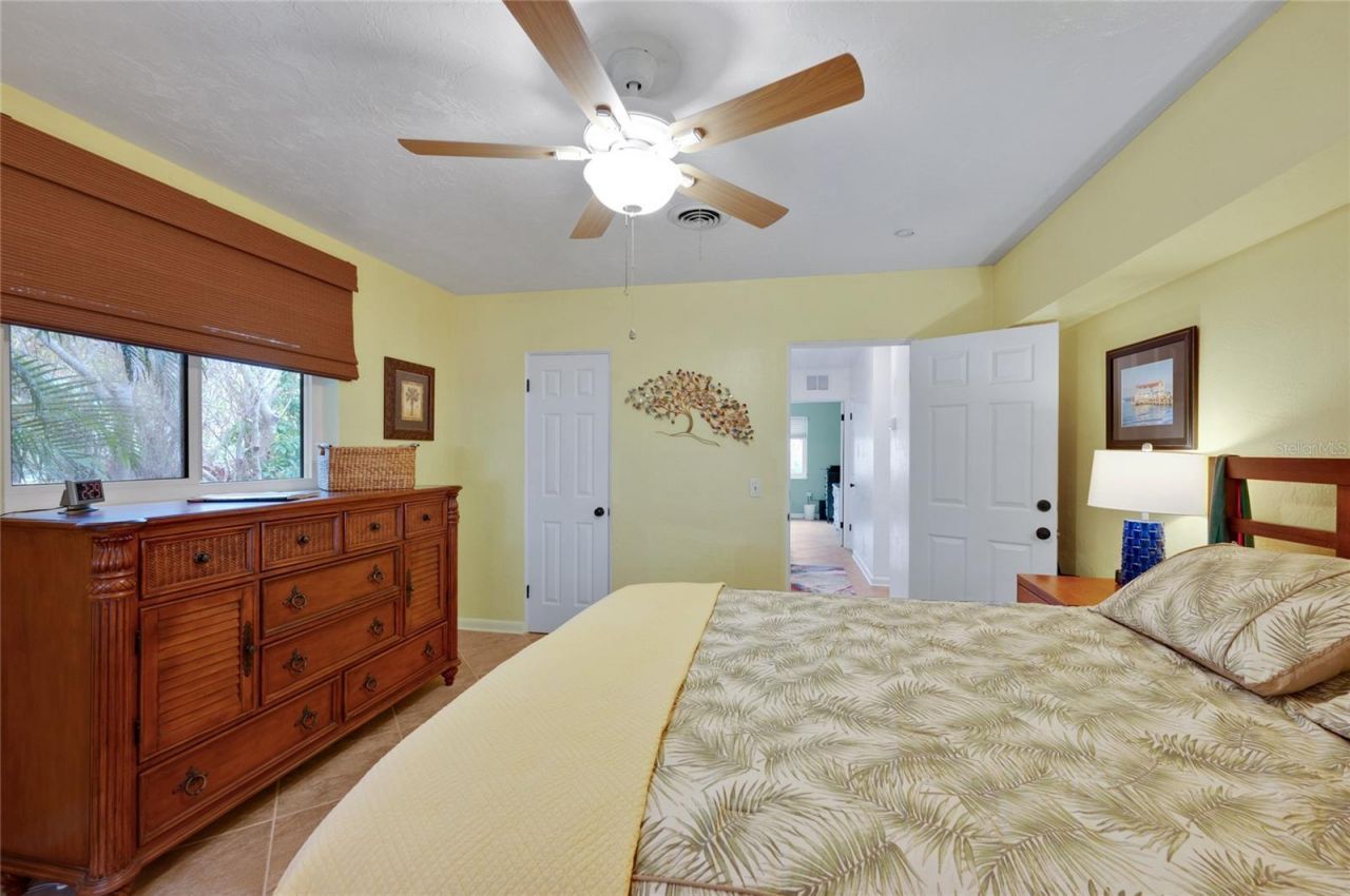 504 58th Street, Holmes Beach, FL 34217 Photo