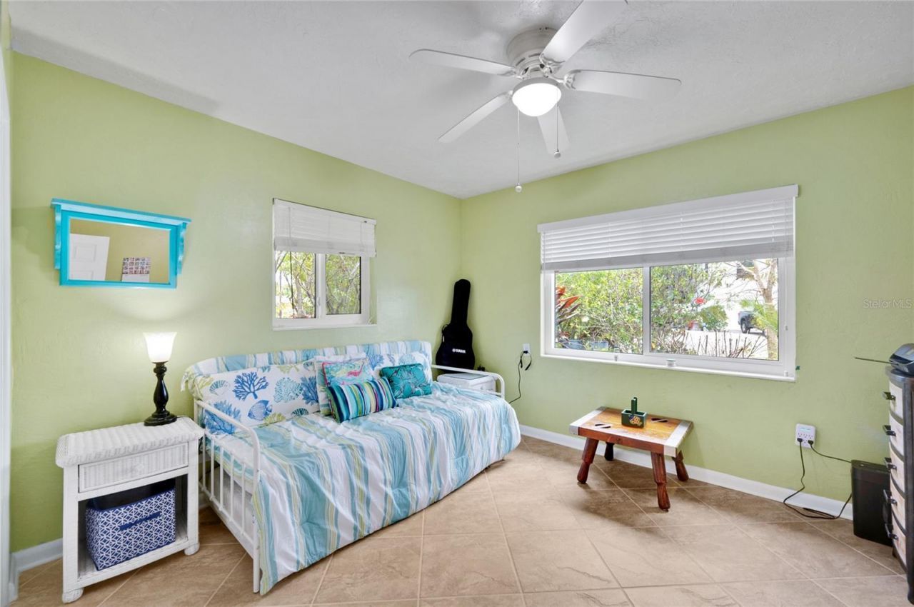 504 58th Street, Holmes Beach, FL 34217 Photo