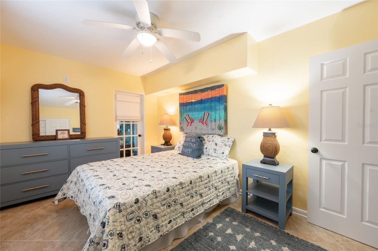 504 58th Street, Holmes Beach, FL 34217 Photo