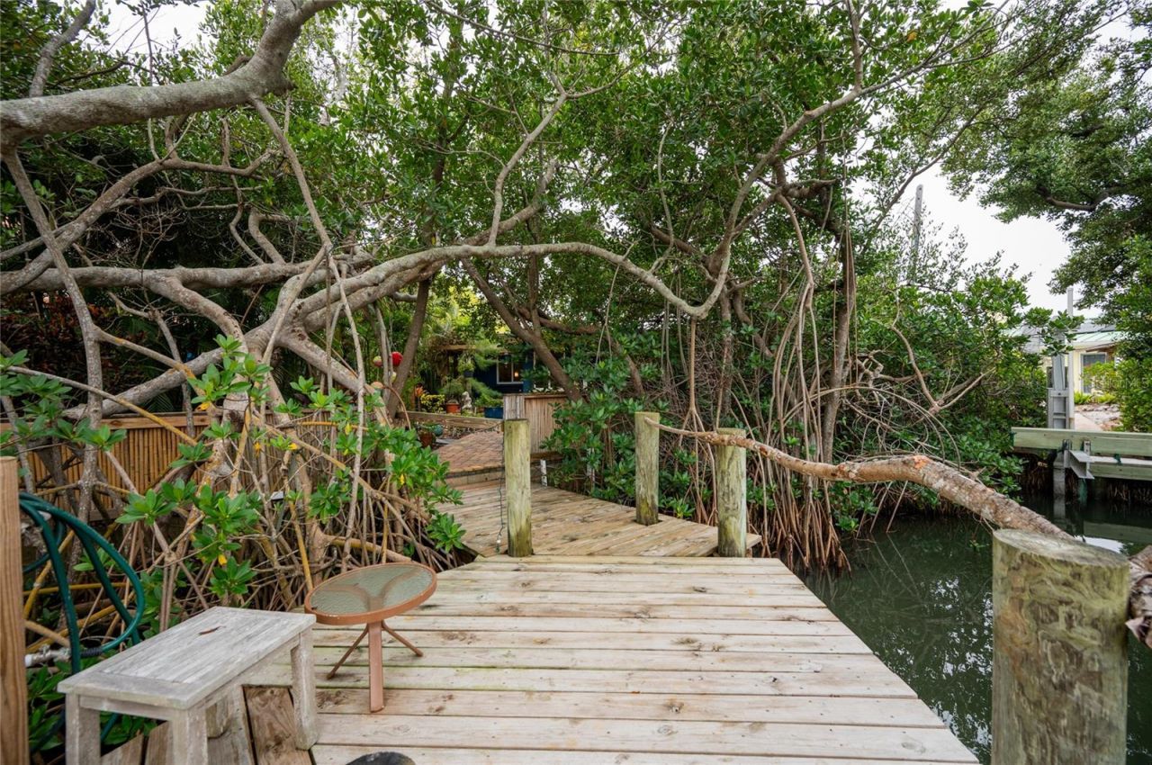 504 58th Street, Holmes Beach, FL 34217 Photo