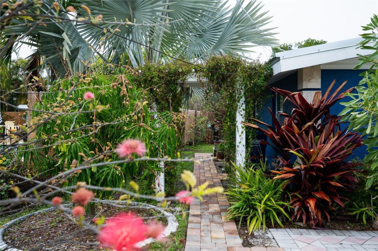 504 58th Street, Holmes Beach, FL 34217 Photo