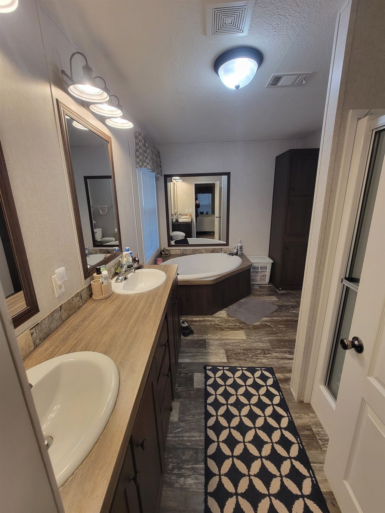 6350 Morris Pl. Photo 13