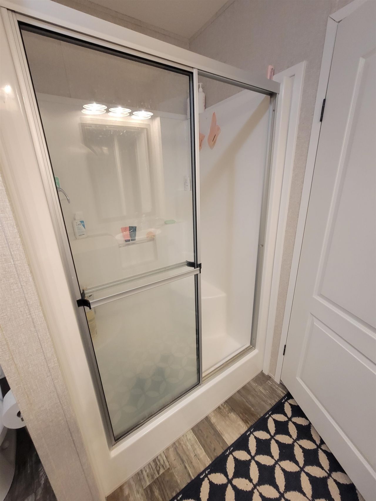 6350 Morris Pl. Photo 15