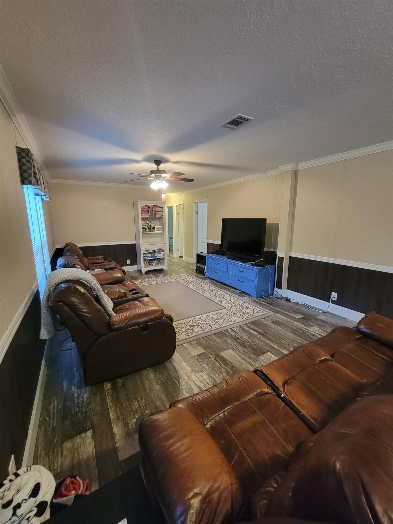 6350 Morris Pl. Photo 9