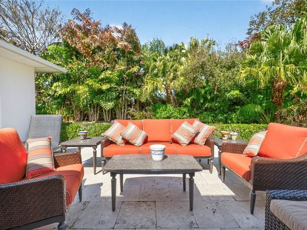 2130 Oyster Bay Drive, Vero Beach, FL 32963