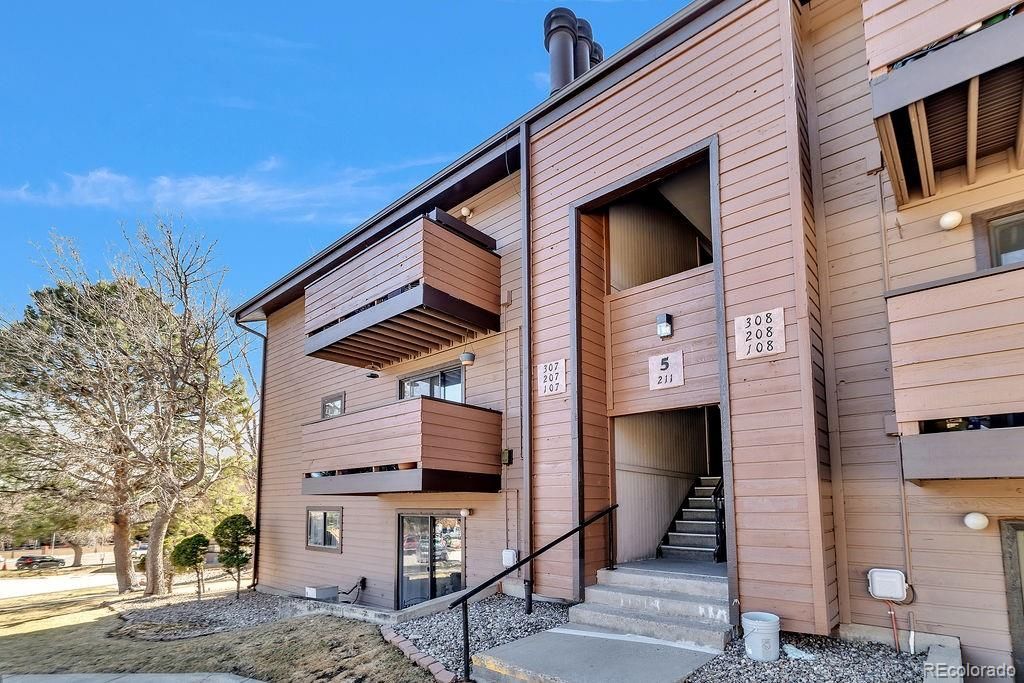 211 Wright Street, Unit 307, Lakewood, CO 80228 Main Photo
