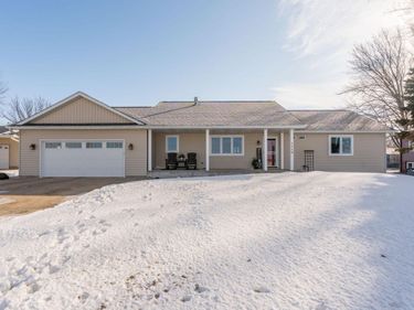 1116 10th Street, Gaylord, MN 55334