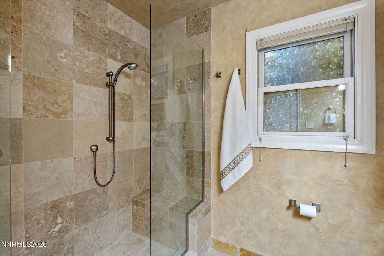 16 Raymond Drive, Reno, NV 89503 Photo