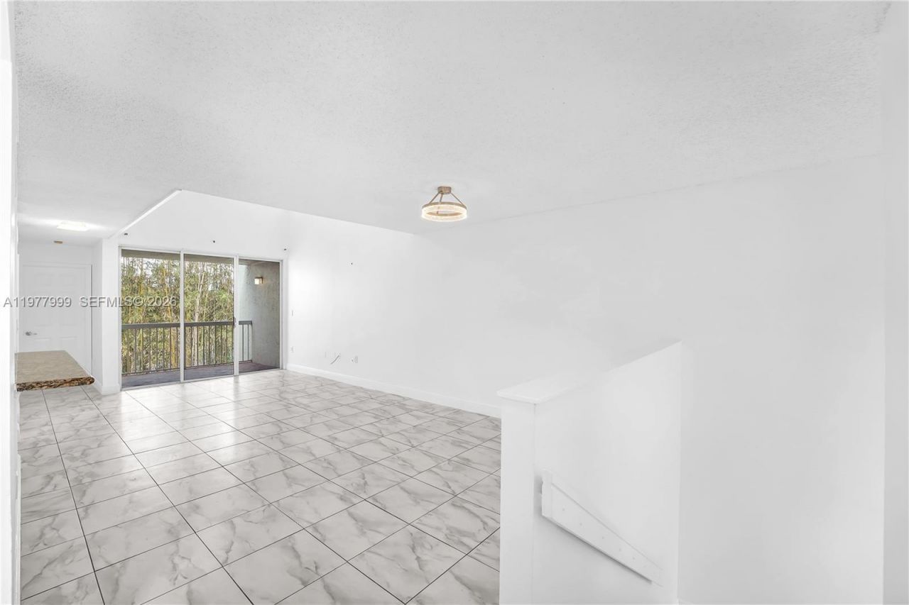 4654 NW 97th Pl , Unit 245, Doral, FL 33178 Photo