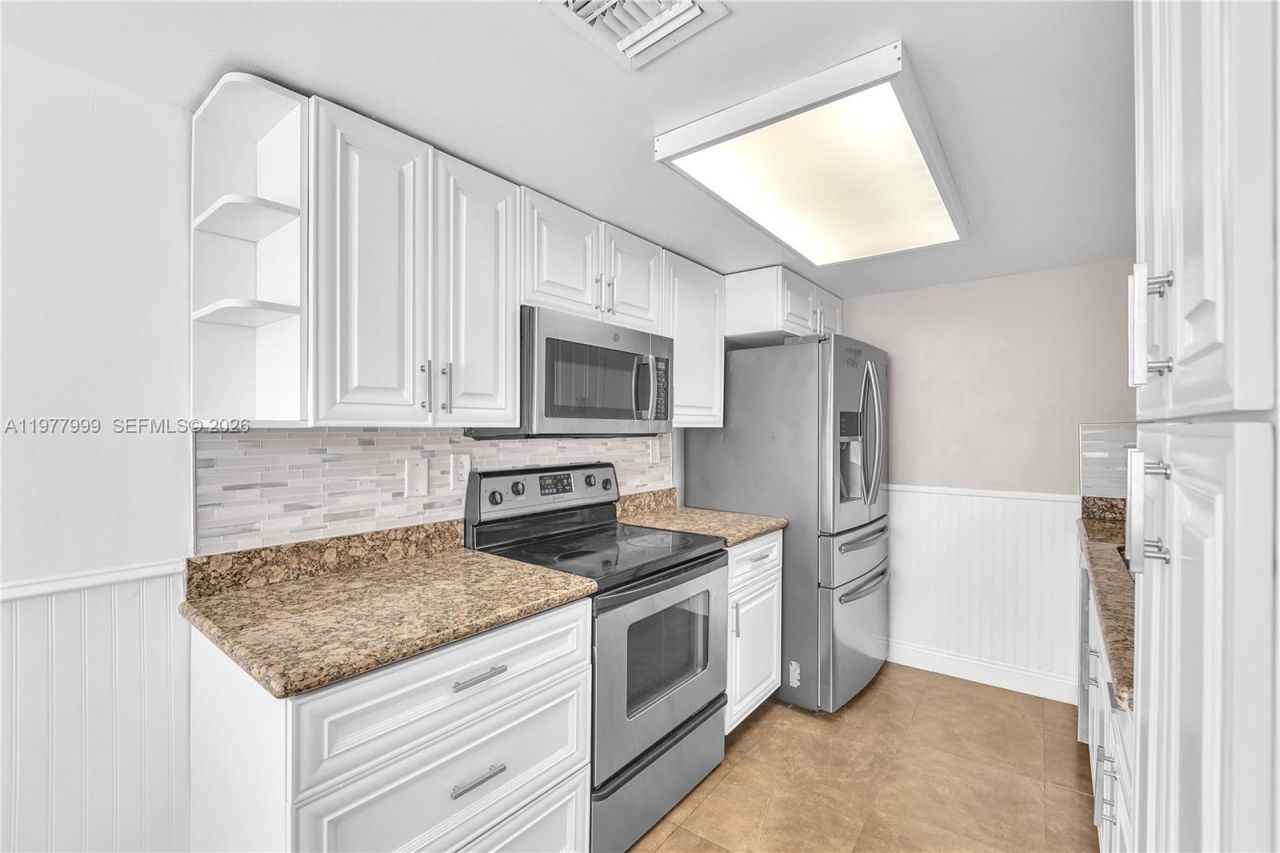 4654 NW 97th Pl , Unit 245, Doral, FL 33178 Photo