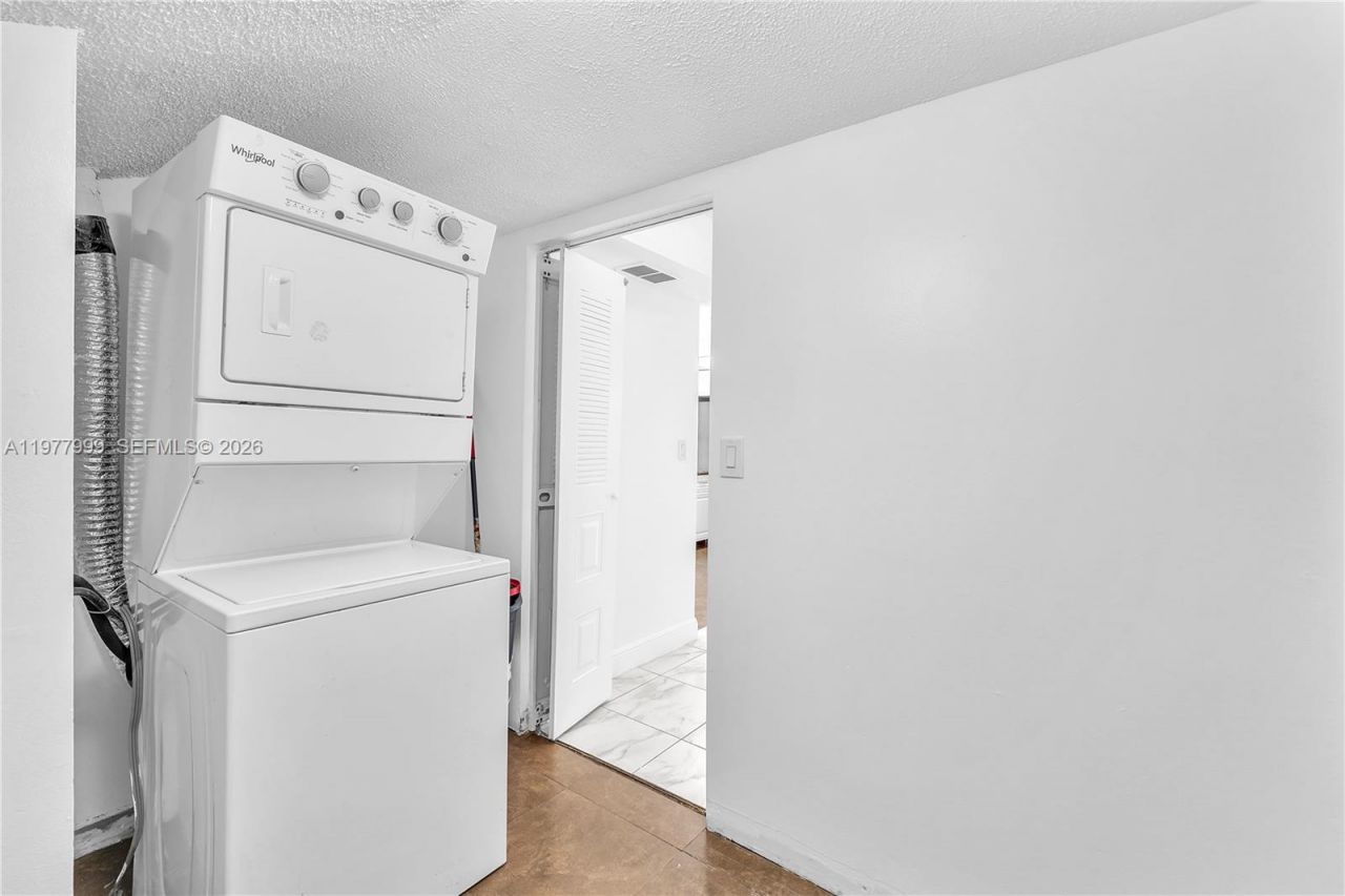 4654 NW 97th Pl , Unit 245, Doral, FL 33178 Photo