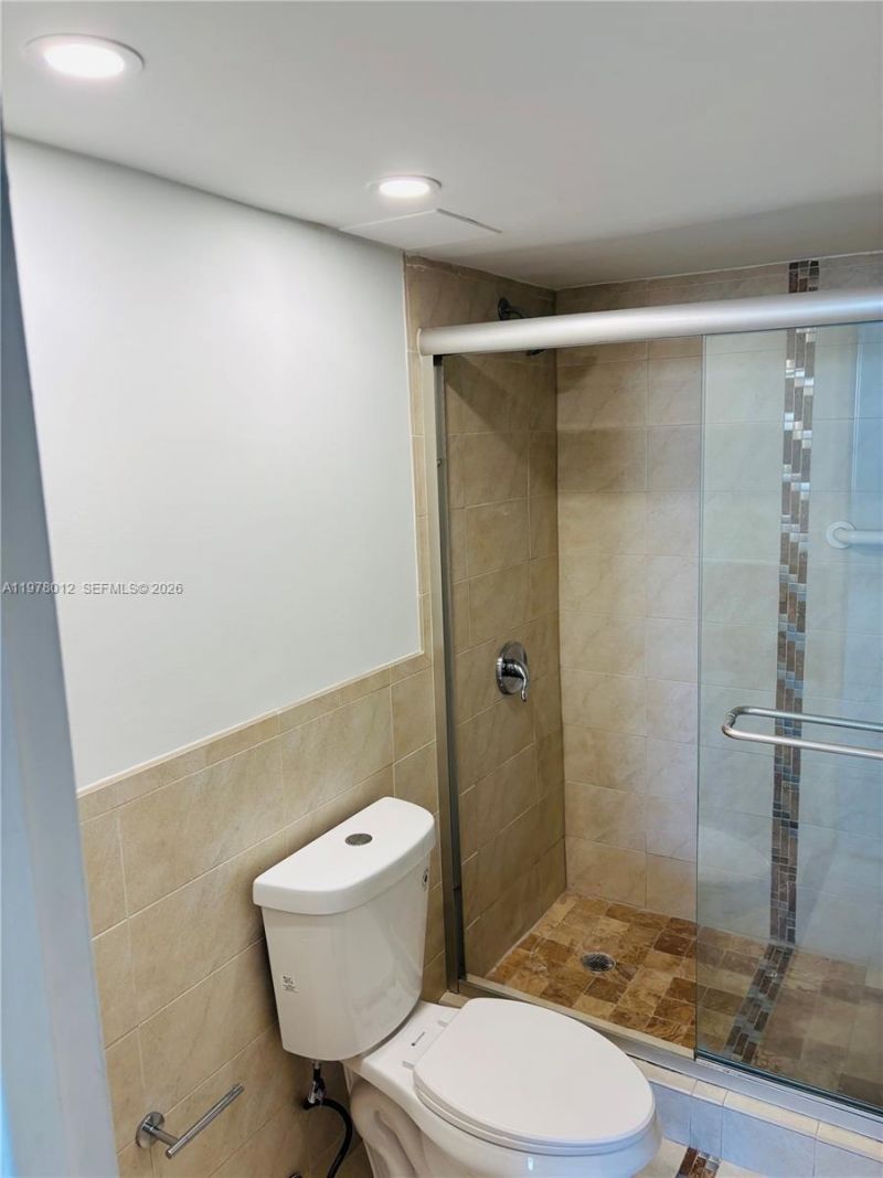 2333 Brickell Ave , Unit 1115, Miami, FL 33129 Photo