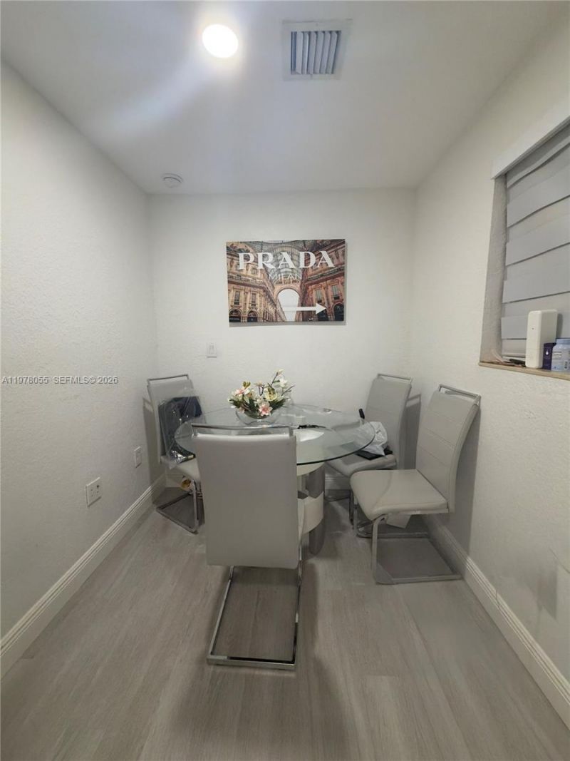 17100 NW 77th Ct, Unit 1, Hialeah, FL 33015 Photo