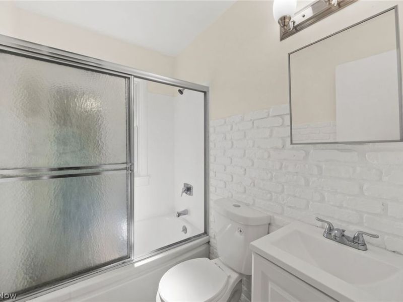 11829 Longmead Avenue, Cleveland, OH 44135 Photo 11