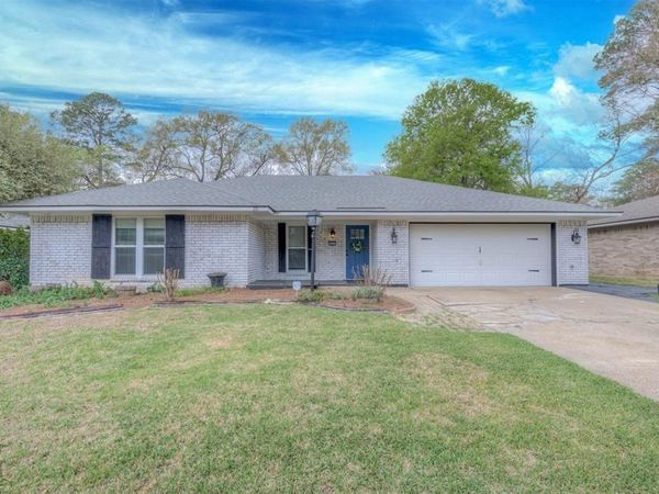 211 Chimney Lane, Haughton, LA 71037