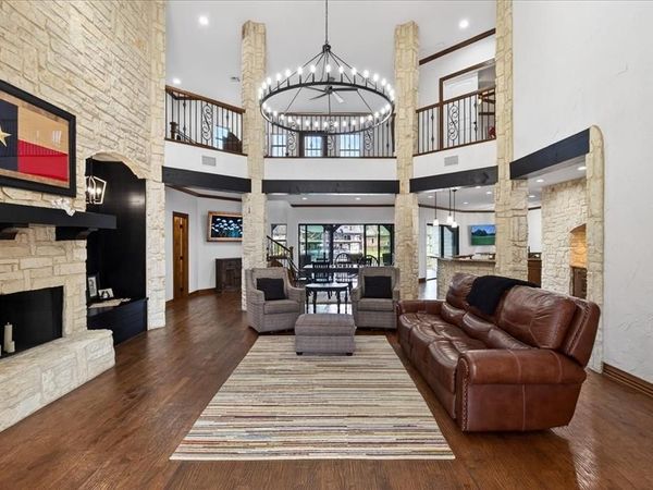 115 Saint Annes Drive , Mabank, TX 75156