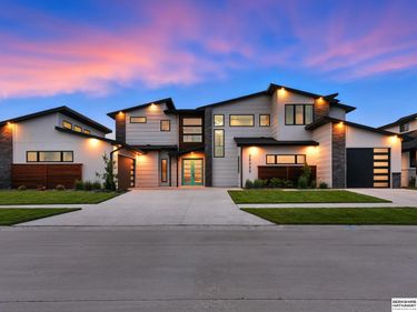 28488 Laurel Circle , Valley, NE 68064