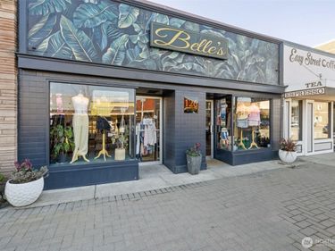 126 W First Street , Port Angeles, WA 98362