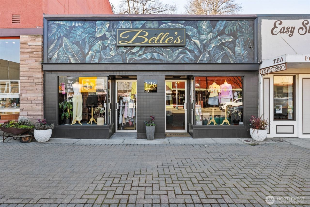 126 W First Street , Port Angeles, WA 98362