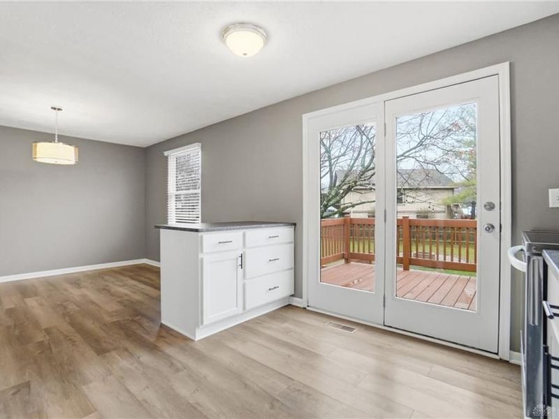 9881 Rose Arbor Drive, Centerville, OH 45458 Photo 21