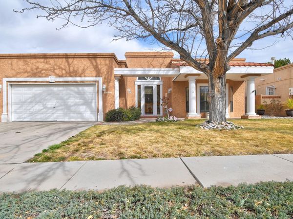 9107 Mabry Avenue NE, Albuquerque, NM 87109