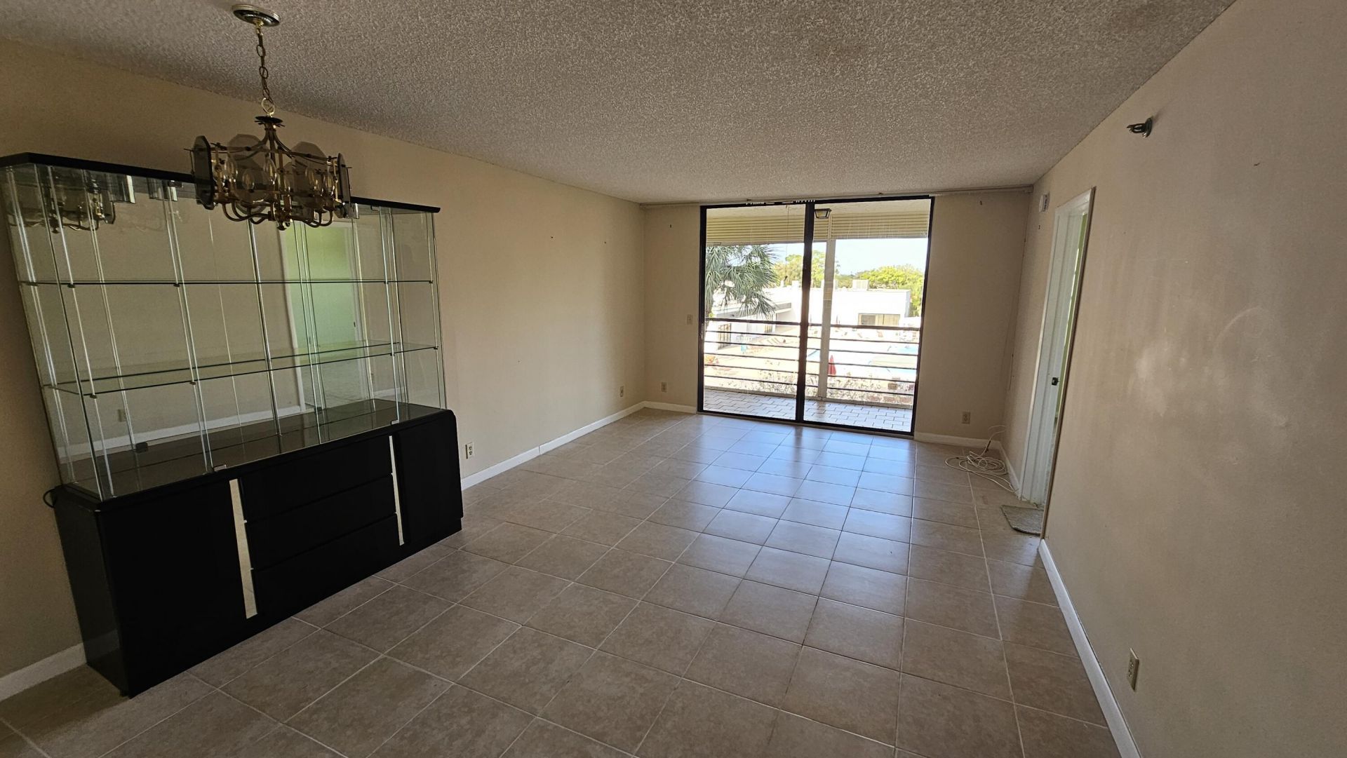 4640 Lucerne Lakes Boulevard W, Unit 303, Lake Worth, FL 33467 Photo
