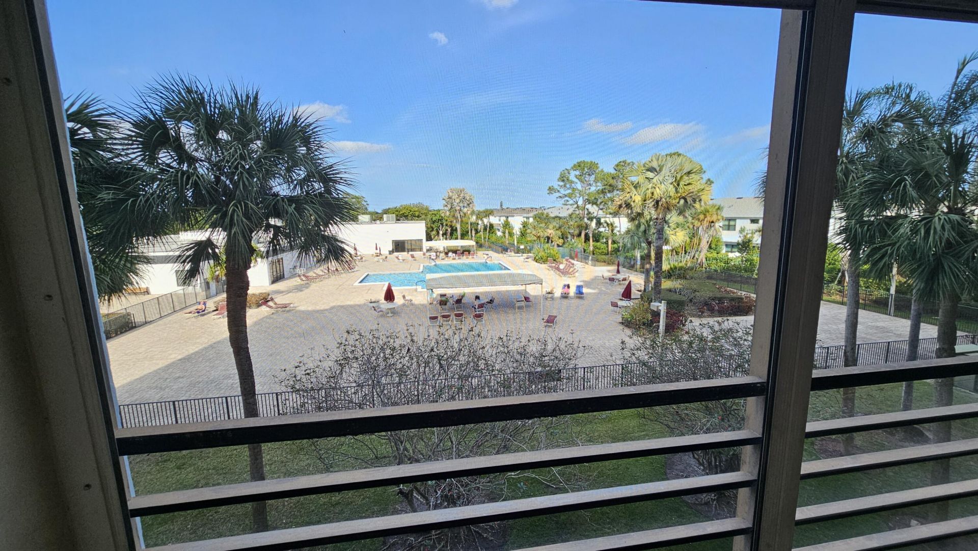 4640 Lucerne Lakes Boulevard W, Unit 303, Lake Worth, FL 33467 Photo