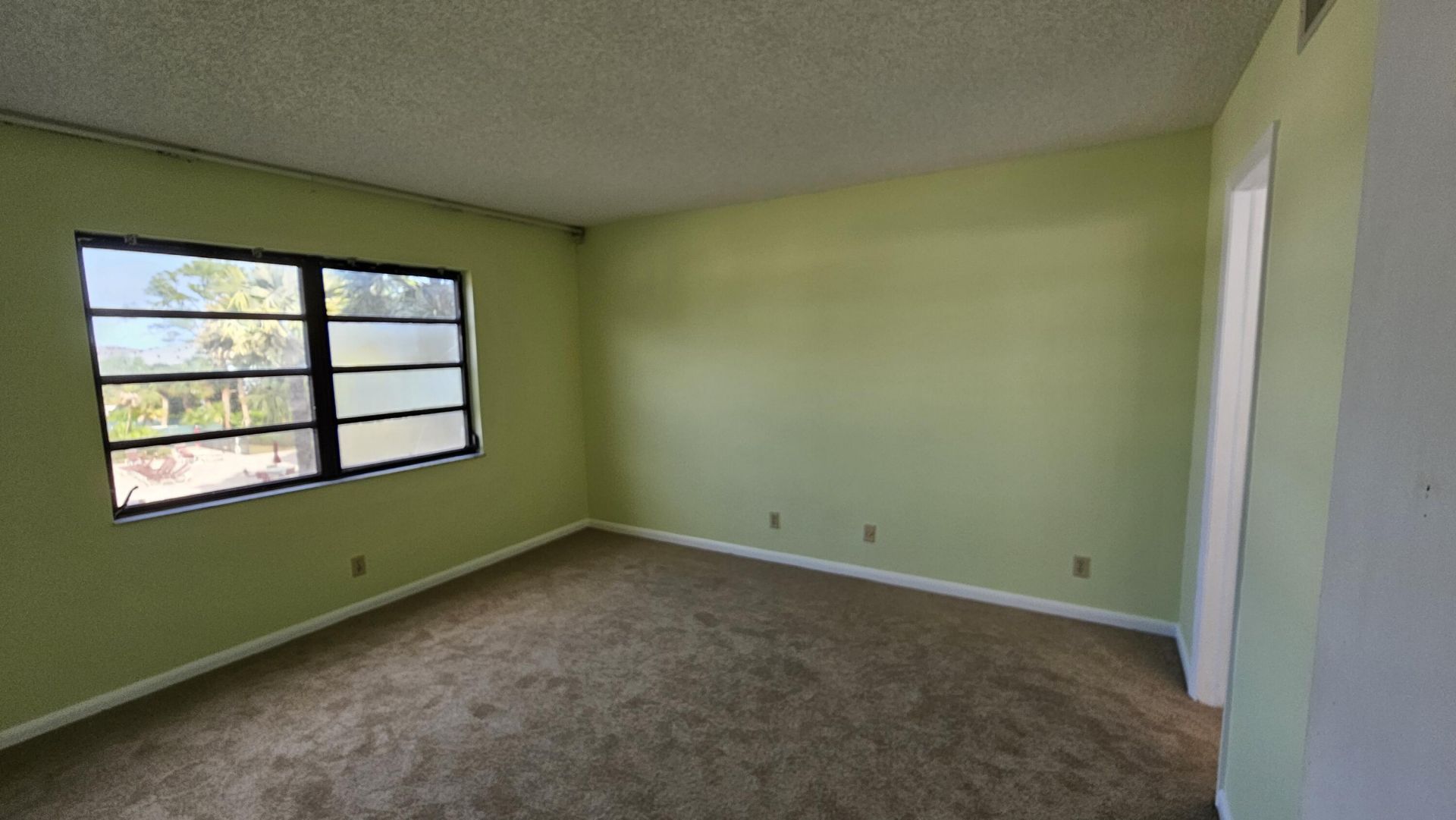 4640 Lucerne Lakes Boulevard W, Unit 303, Lake Worth, FL 33467 Photo