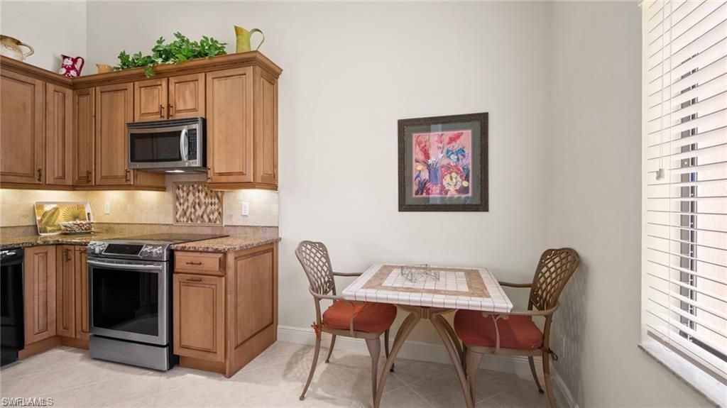 577 Beachwalk Cir, Unit R202, Naples, FL 34108 Photo