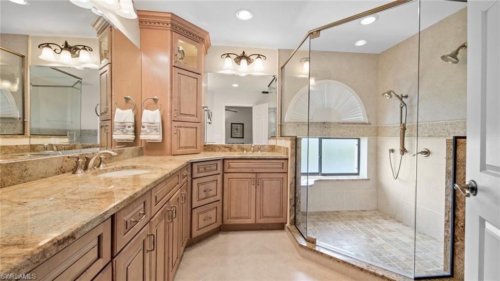 577 Beachwalk Cir, Unit R202, Naples, FL 34108 Photo