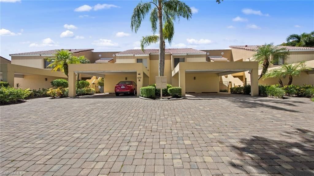 577 Beachwalk Cir, Unit R202, Naples, FL 34108 Photo