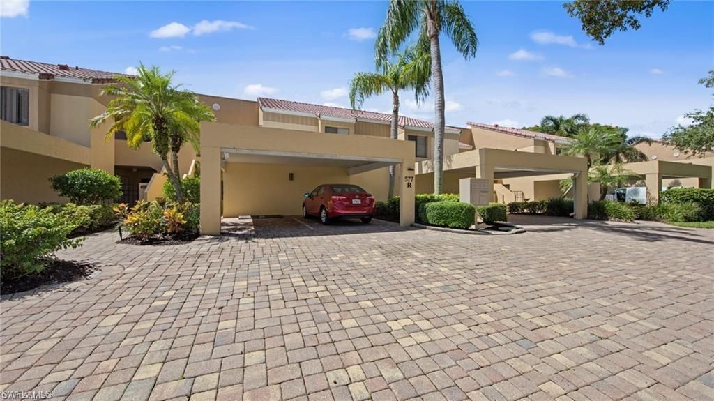 577 Beachwalk Cir, Unit R202, Naples, FL 34108 Photo