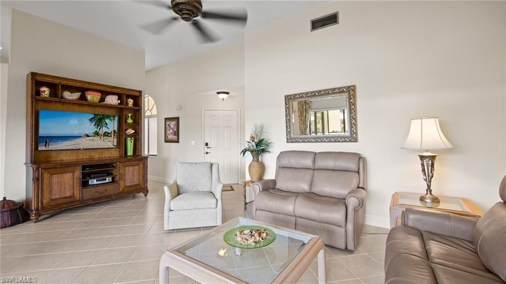 577 Beachwalk Cir, Unit R202, Naples, FL 34108 Photo
