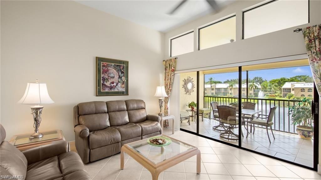 577 Beachwalk Cir, Unit R202, Naples, FL 34108 Photo
