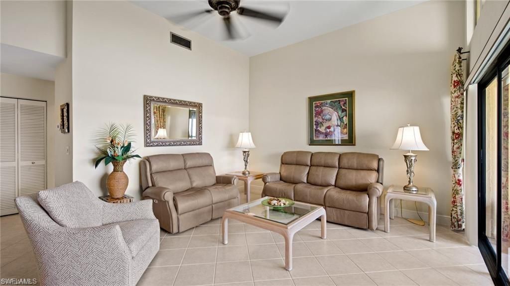 577 Beachwalk Cir, Unit R202, Naples, FL 34108 Photo