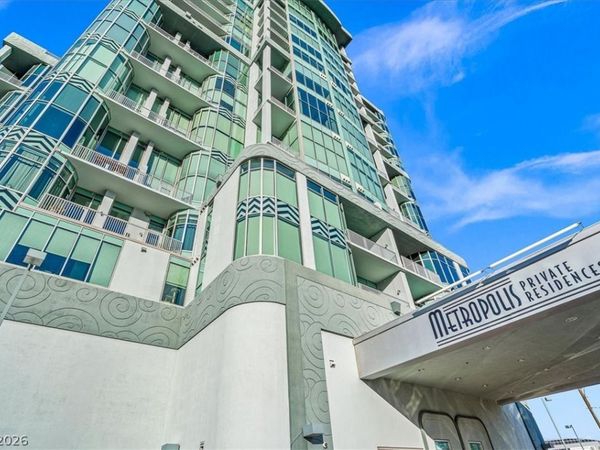 360 E Desert Inn Road , Unit 407, Las Vegas, NV 89109