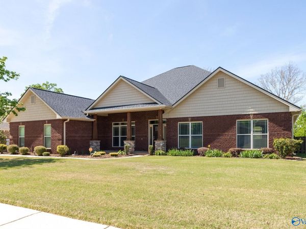 114 Rushing Brook Drive, Madison, AL 35756