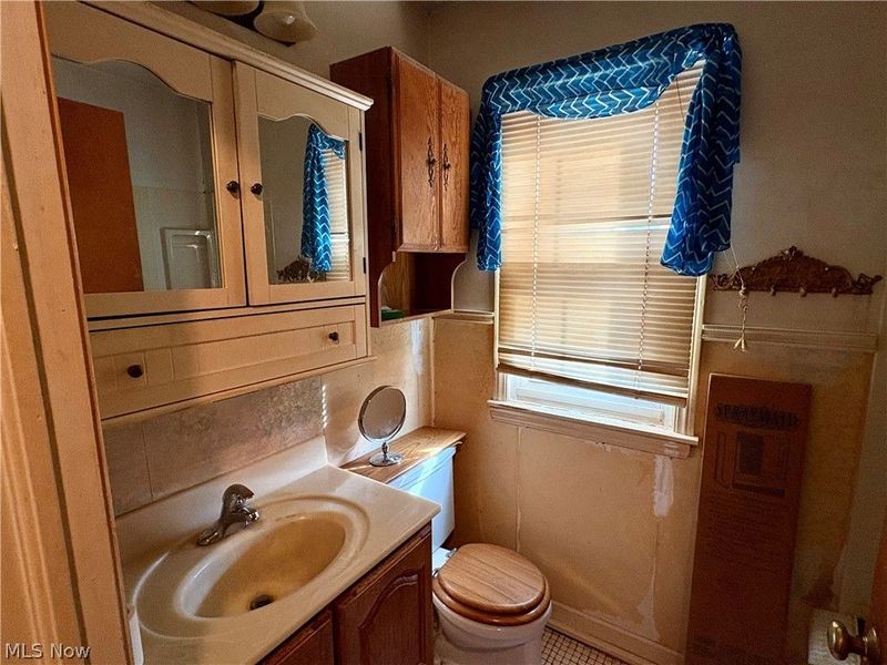 15711 Leigh Ellen Avenue, Cleveland, OH 44135 Photo 9