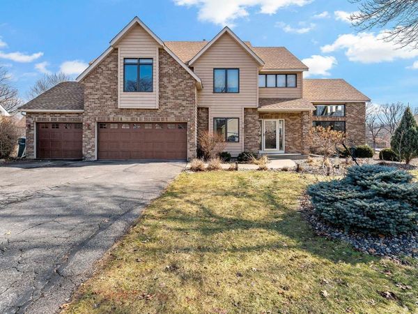17126 Jonathan Court, Lakeville, MN 55044