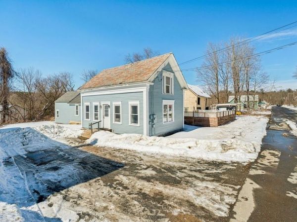 76 East Street, Charlestown, NH 03603