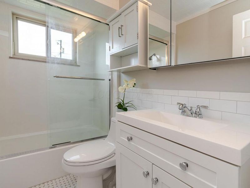 1872 Kentwell Road, Columbus, OH 43221 Photo 17